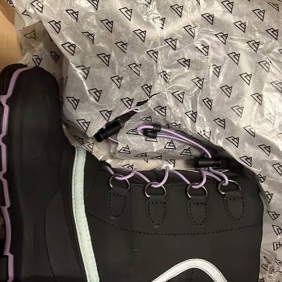 BRAND NEW girl youth ripzone whiteout snow winter boots size 13 (-40 to -50C) - Picture 5 of 6